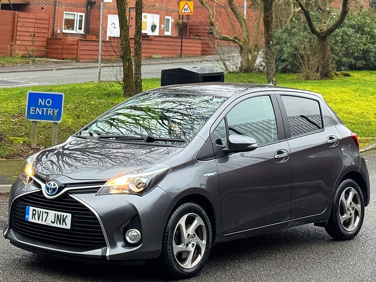 Used Toyota Yaris 2017 for sale - 77611378: Photo 19