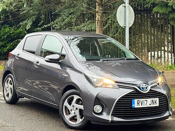 Used Toyota Yaris 2017 for sale - 77611378: Photo