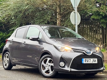 Used Toyota Yaris 2017 for sale - 77611378: Photo