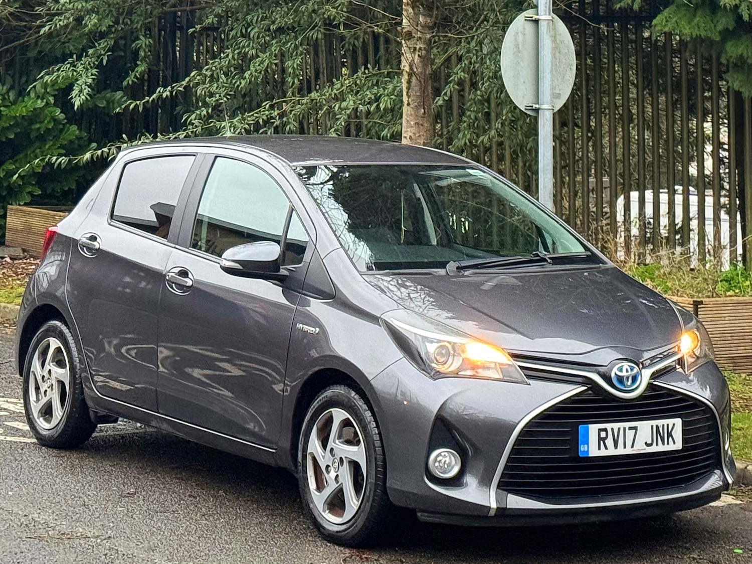 Used Toyota Yaris 2017 for sale - 77611378: Photo 5