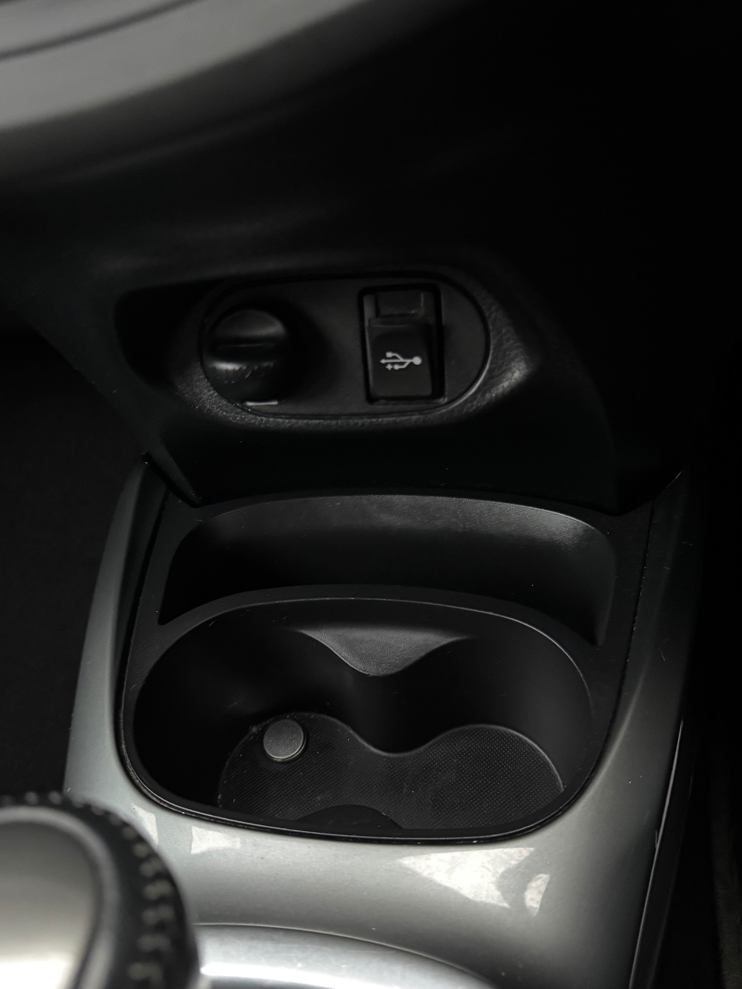 Used Toyota Yaris 2017 for sale - 77611378: Photo 58