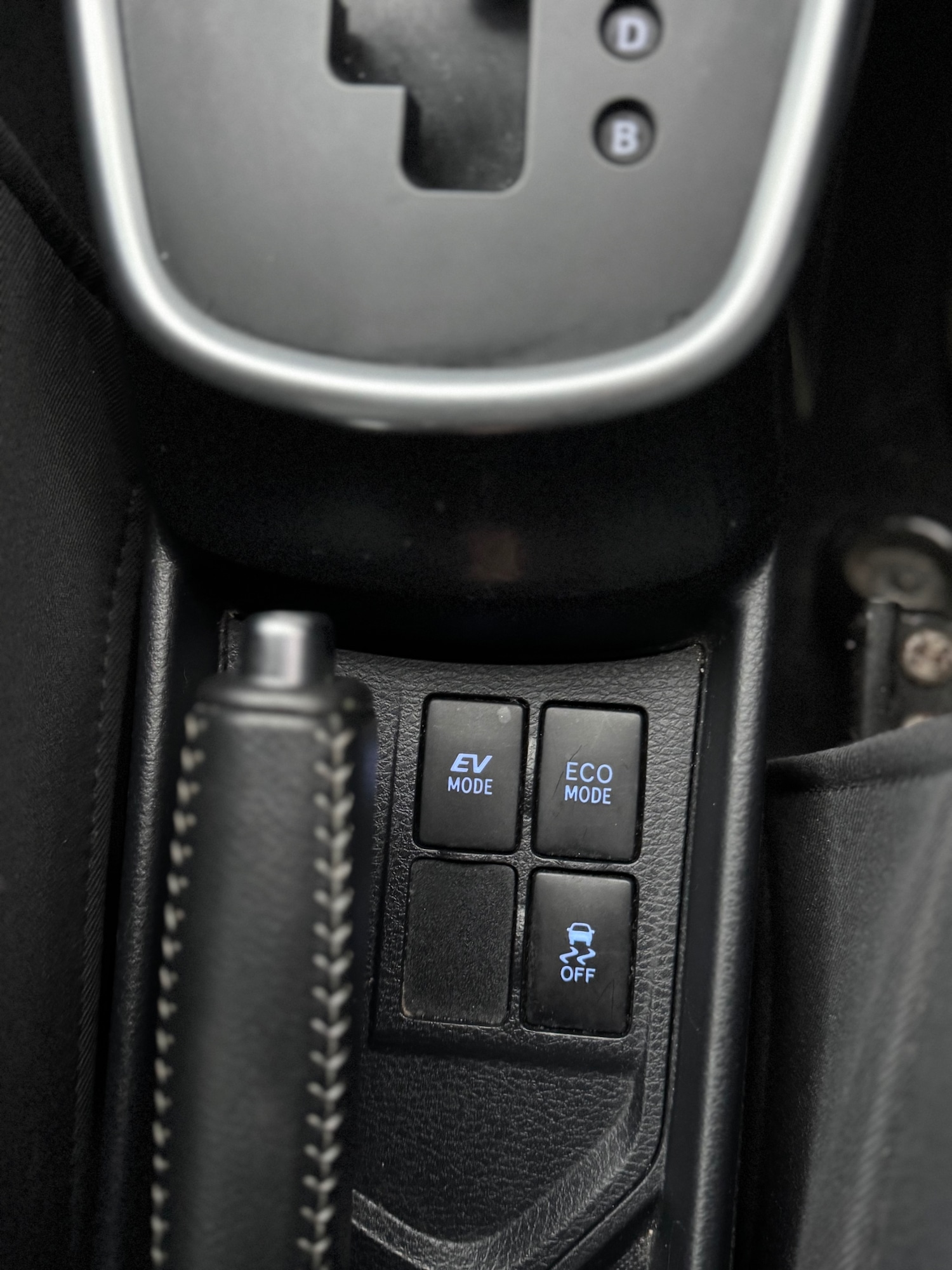 Used Toyota Yaris 2017 for sale - 77611378: Photo 60