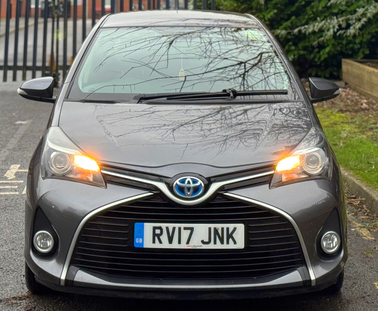 Used Toyota Yaris 2017 for sale - 77611378: Photo 9