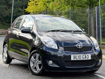 Used Toyota Yaris 2010 for sale - 79752048: Photo