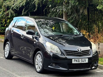 Used Toyota Verso 2012 for sale - 79603552: Photo