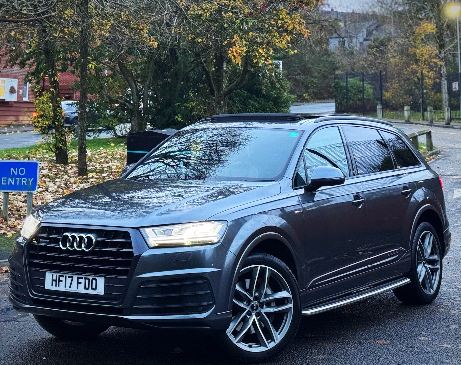 Used Audi Q7 2017 for sale - 76641677: Photo 15