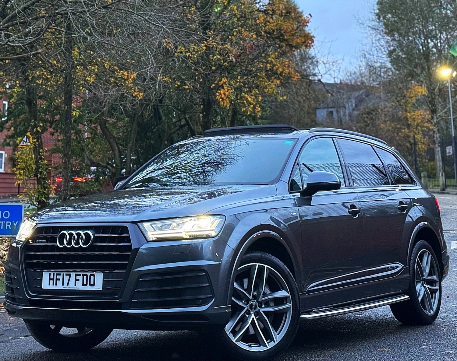 Used Audi Q7 2017 for sale - 76641677: Photo 16