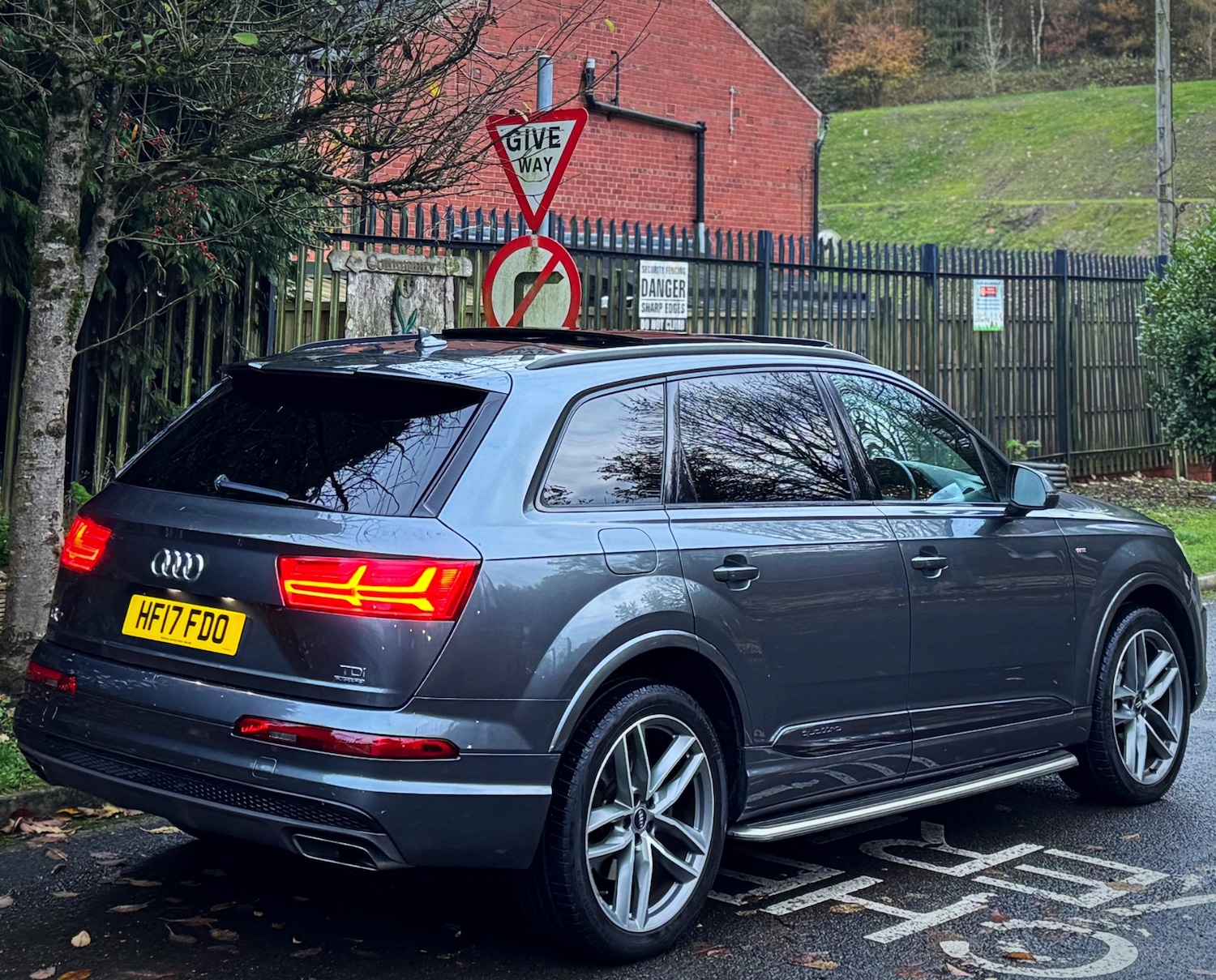 Used Audi Q7 2017 for sale - 76641677: Photo 23