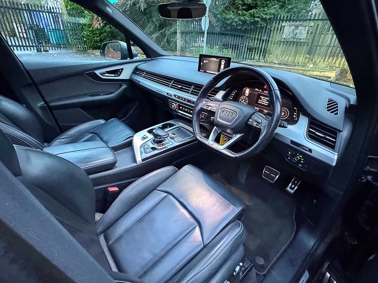 Used Audi Q7 2017 for sale - 76641677: Photo 31