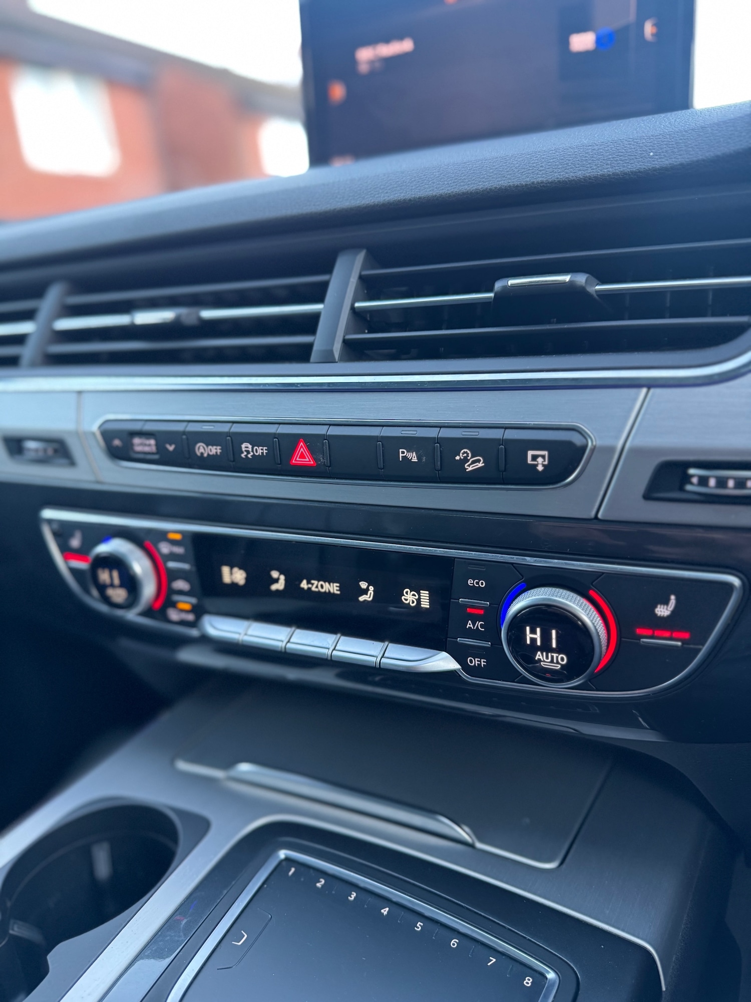 Used Audi Q7 2017 for sale - 76641677: Photo 67