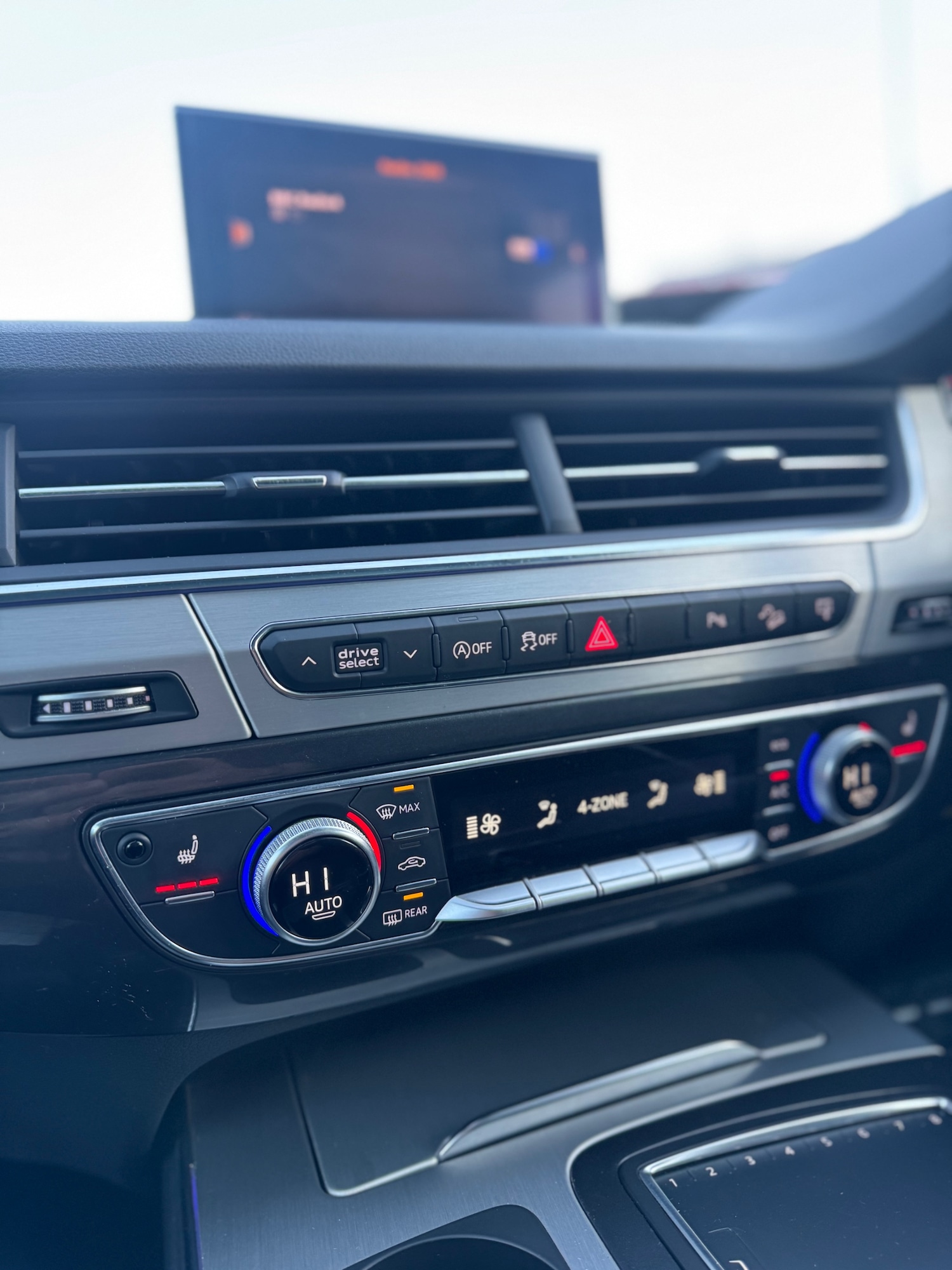 Used Audi Q7 2017 for sale - 76641677: Photo 68