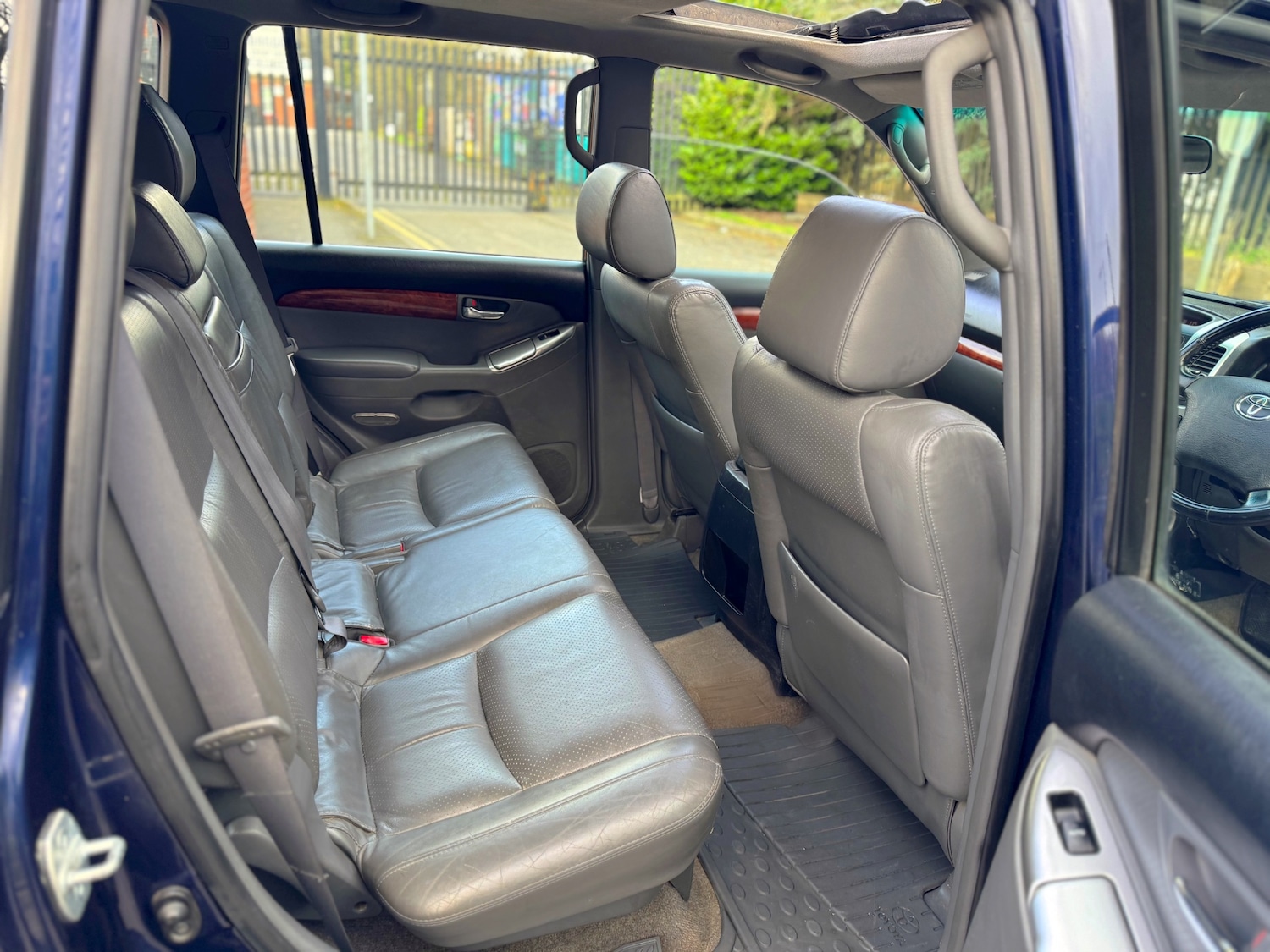 Used Toyota Land Cruiser 2008 for sale - 77810322: Photo 34