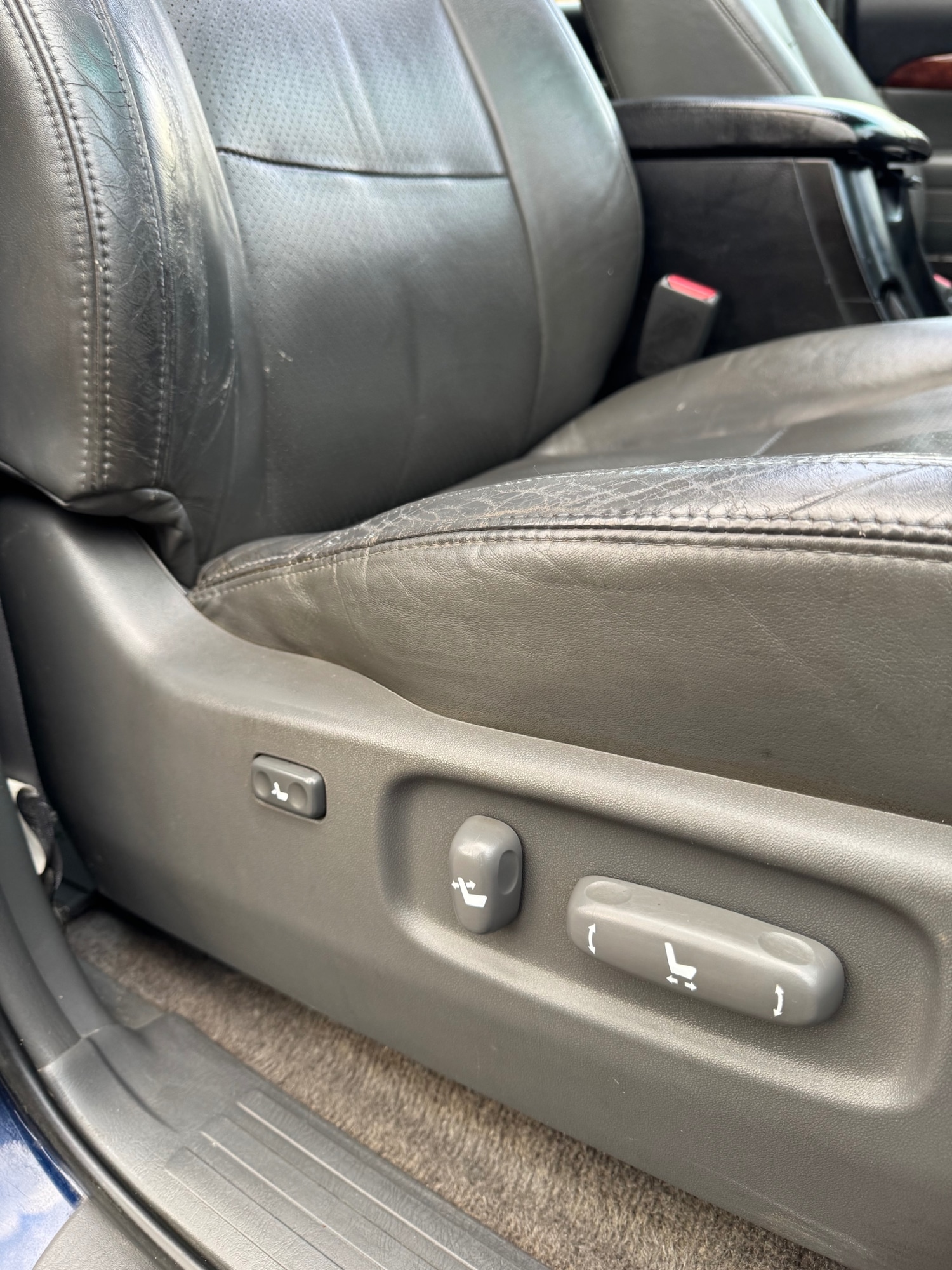 Used Toyota Land Cruiser 2008 for sale - 77810322: Photo 48