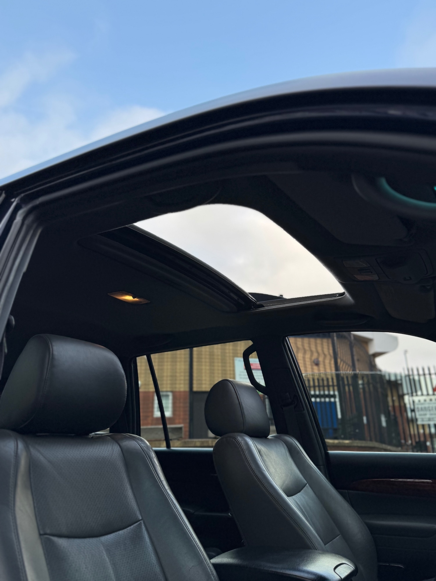 Used Toyota Land Cruiser 2008 for sale - 77810322: Photo 63