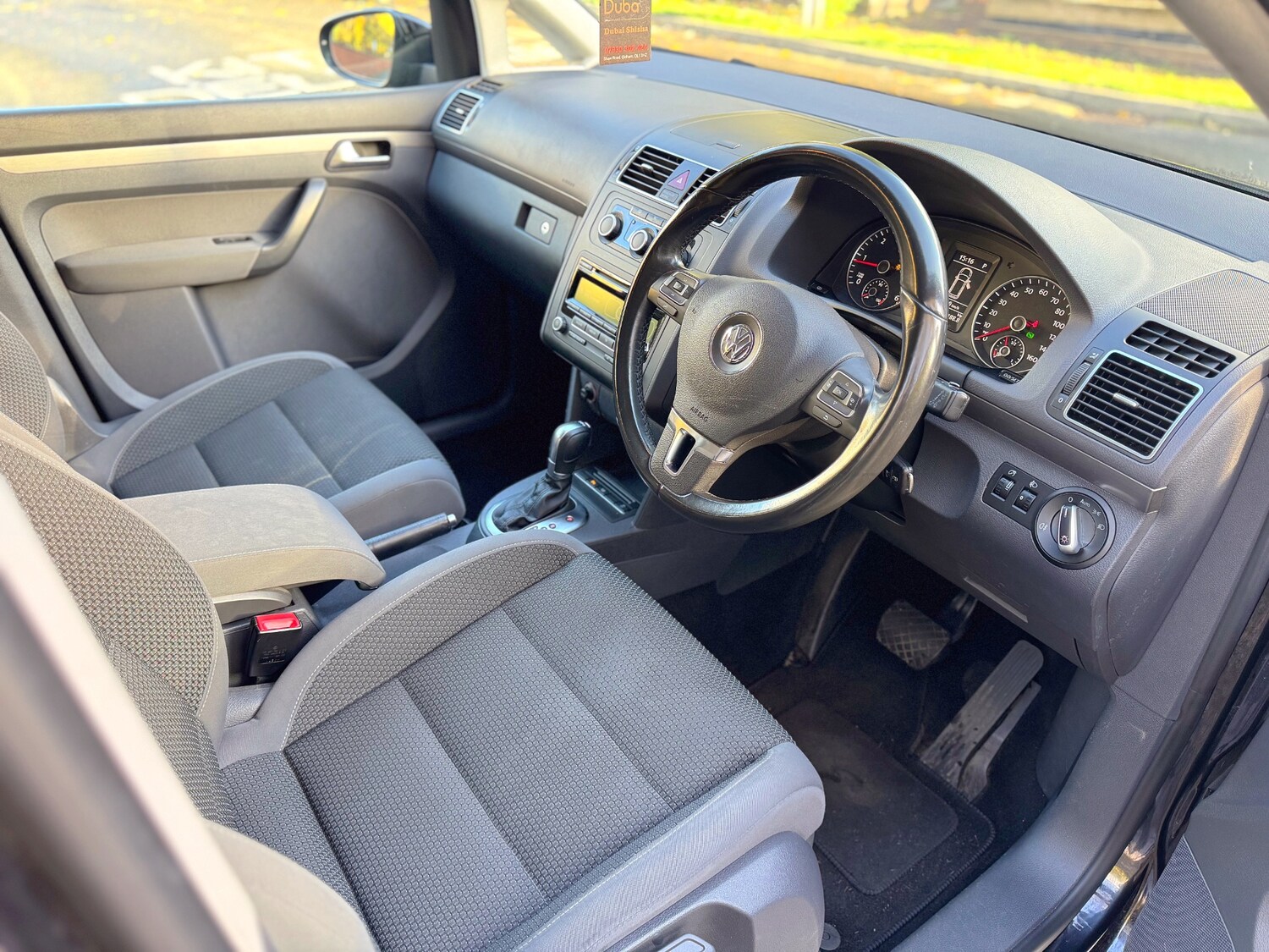 Used Volkswagen Touran 2011 for sale - 76446110: Photo 28