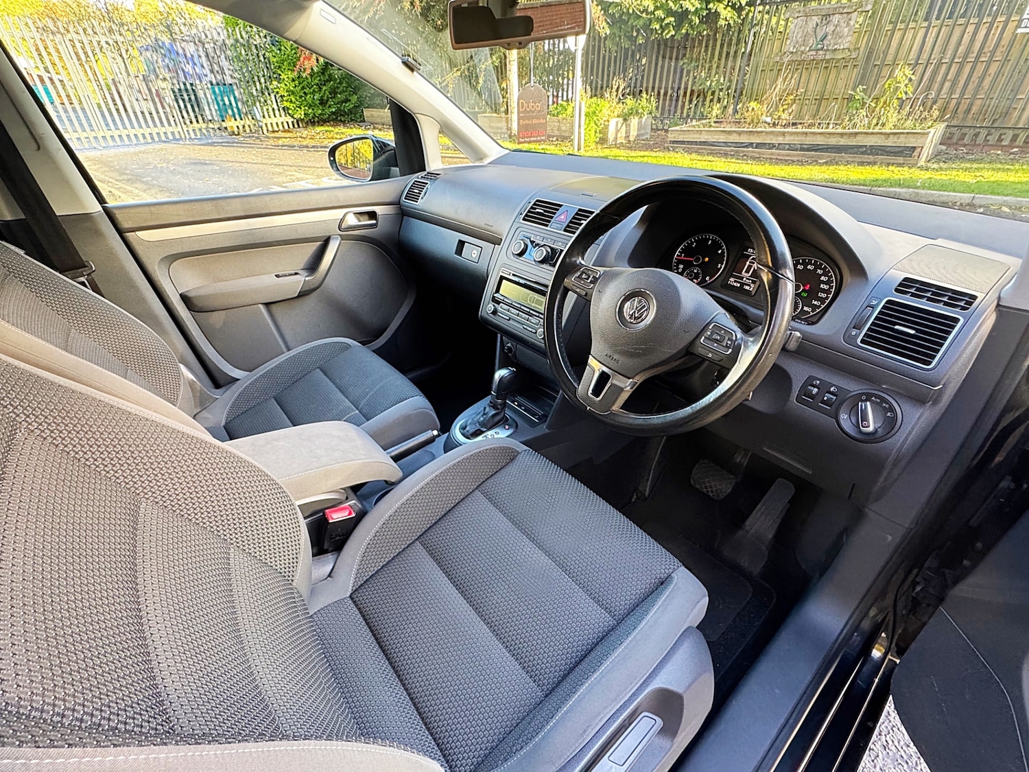 Used Volkswagen Touran 2011 for sale - 76446110: Photo 29