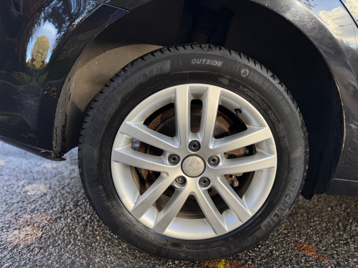 Used Volkswagen Touran 2011 for sale - 76446110: Photo 42