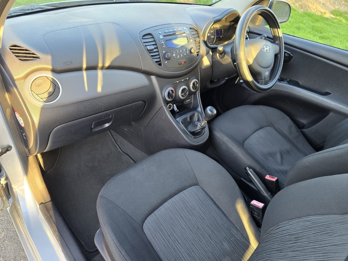 Used Hyundai i10 2011 for sale - 77919030: Photo 12