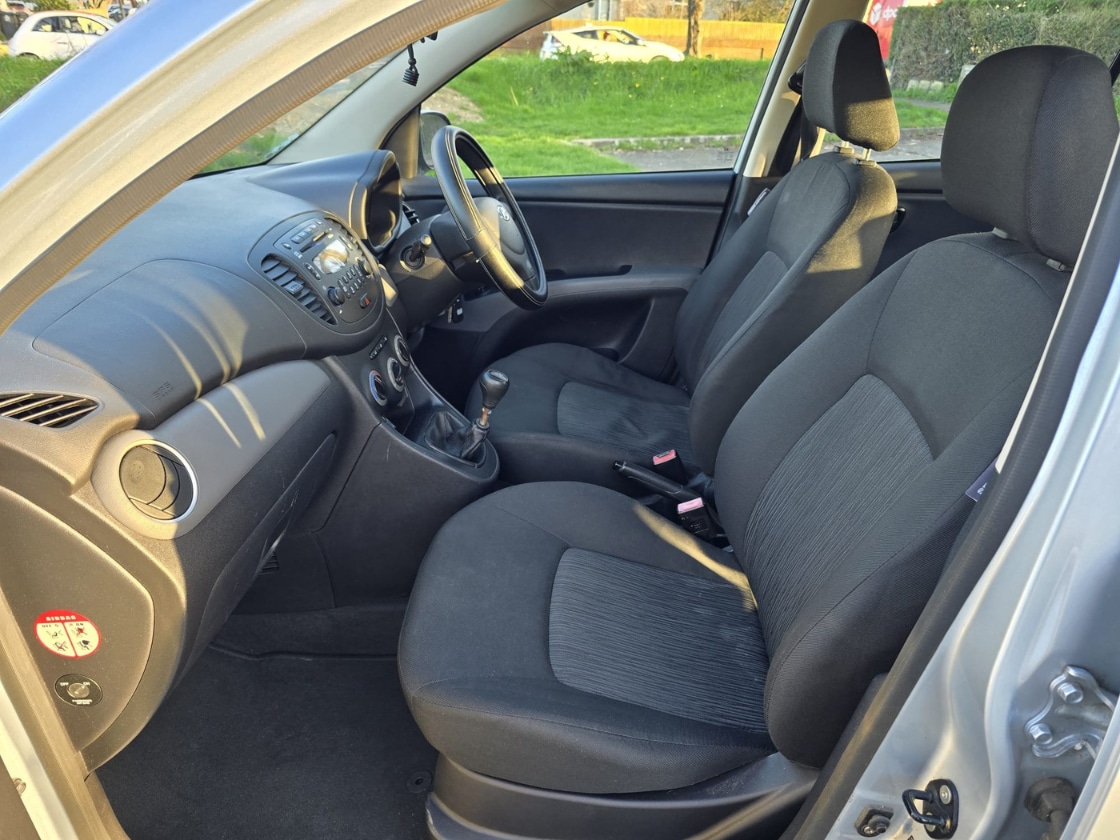 Used Hyundai i10 2011 for sale - 77919030: Photo 13