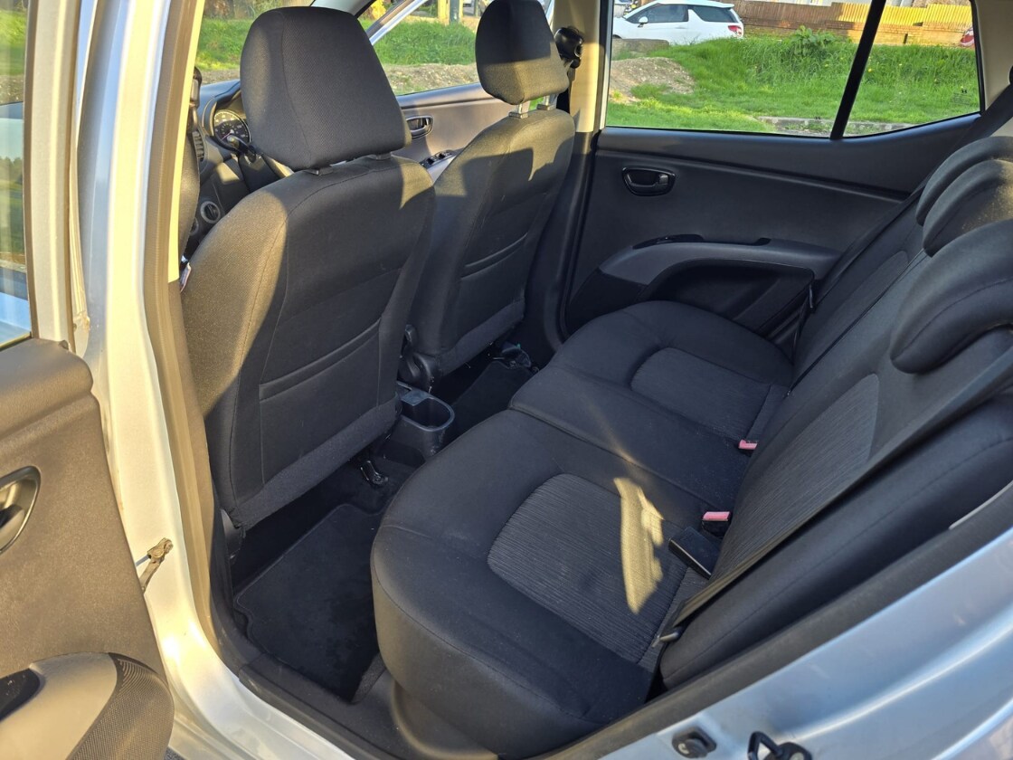 Used Hyundai i10 2011 for sale - 77919030: Photo 21