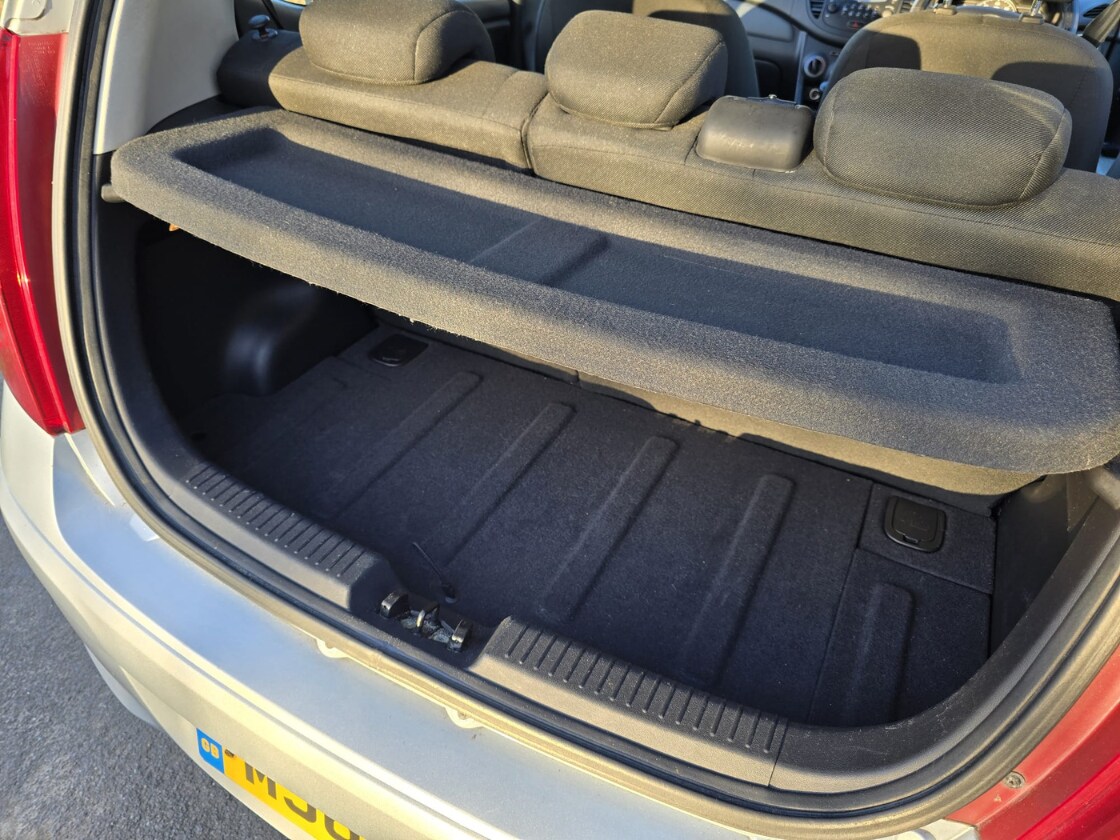 Used Hyundai i10 2011 for sale - 77919030: Photo 27