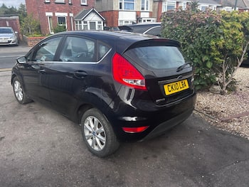 Used Ford Fiesta 2010 for sale - 79835035: Photo