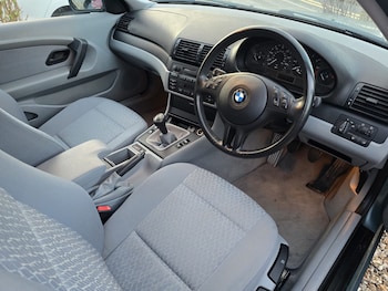 Used BMW 3 Series 2002 for sale - 77572678: Photo