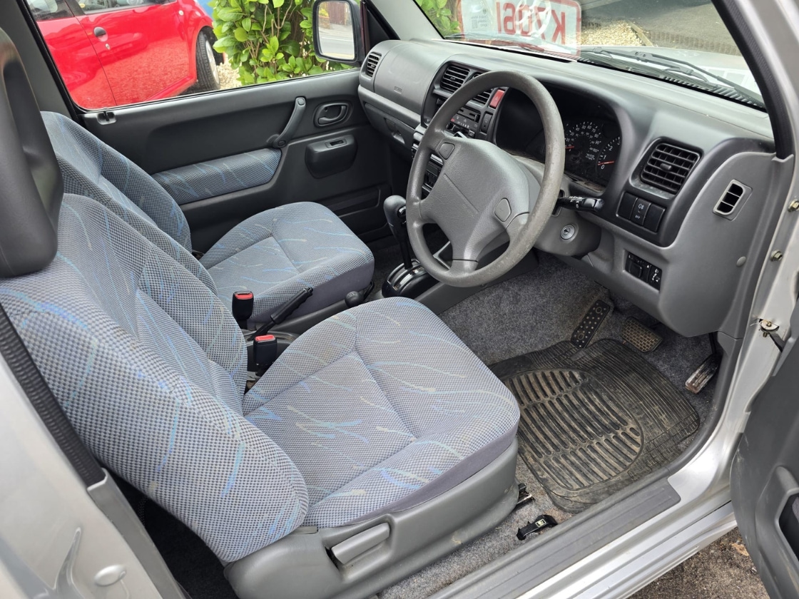 Used Suzuki Jimny 2001 for sale - 77997771: Photo 10