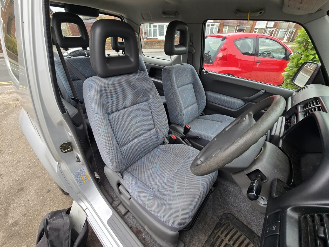 Used Suzuki Jimny 2001 for sale - 77997771: Photo 9