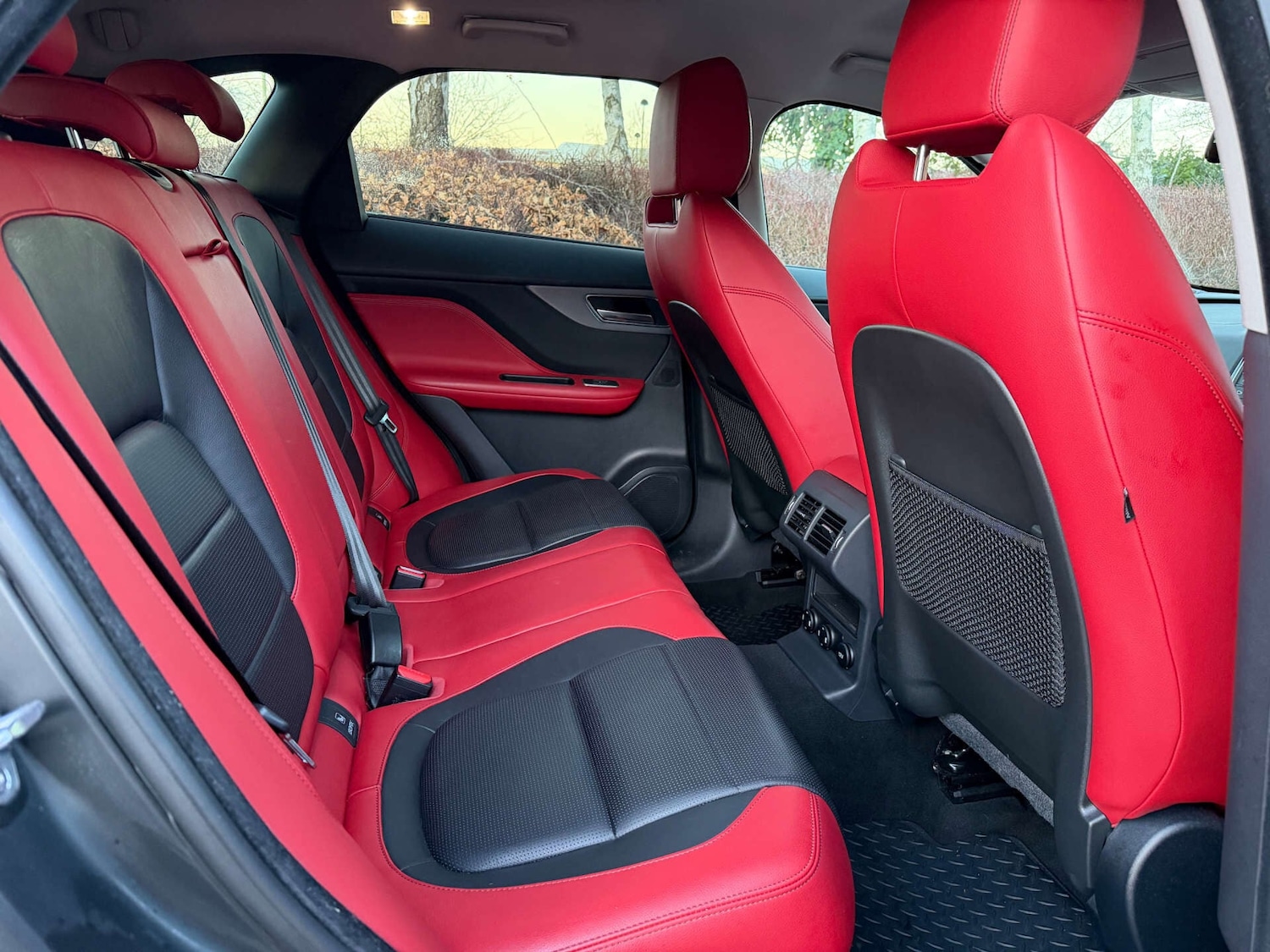 Used Jaguar F-Pace 2017 for sale - 77234555: Photo 6