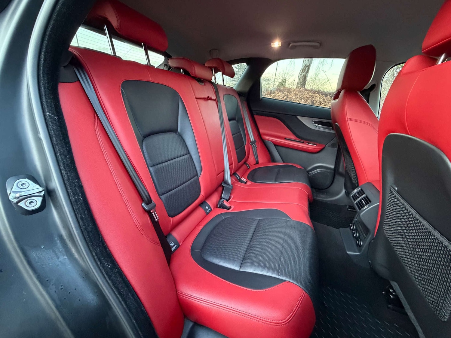 Used Jaguar F-Pace 2017 for sale - 77234555: Photo 7