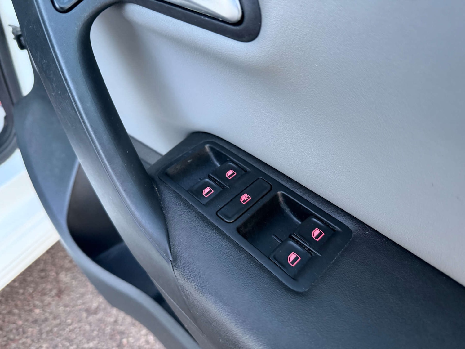 Used Volkswagen Polo 2017 for sale - 77890771: Photo 14