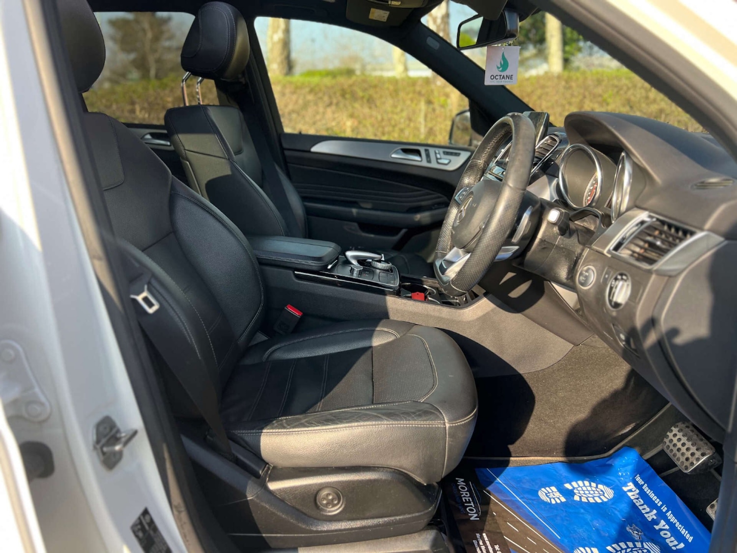 Vehicle 29