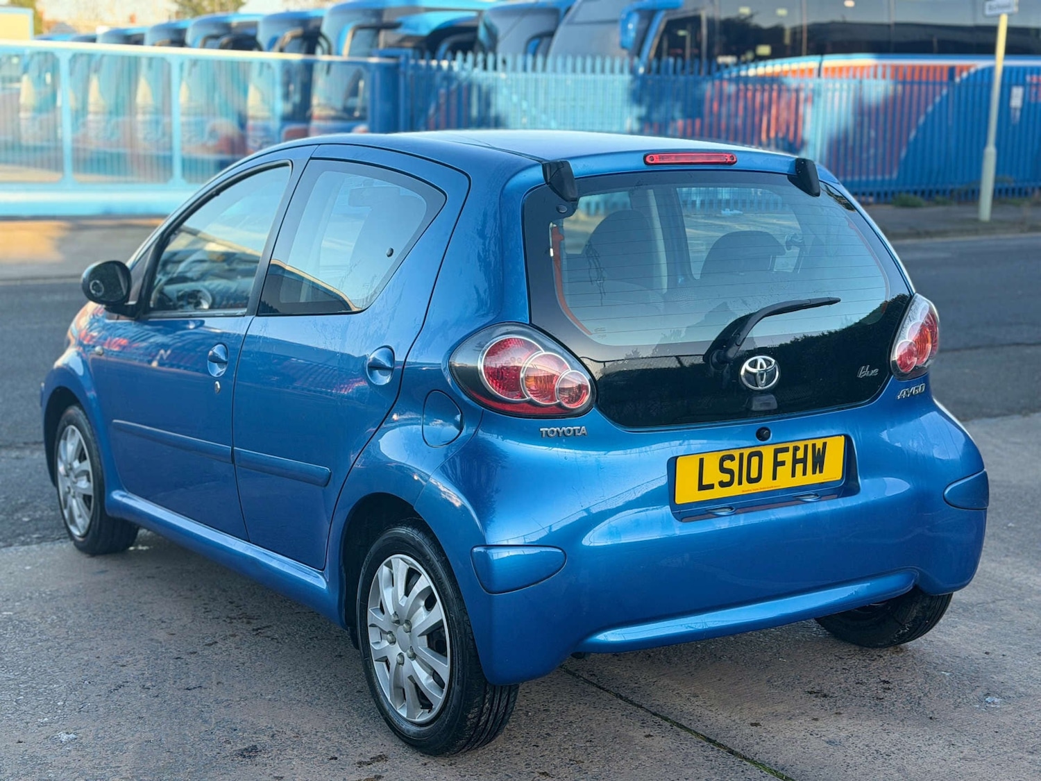 Used Toyota AYGO 2010 for sale - 77052971: Photo 5