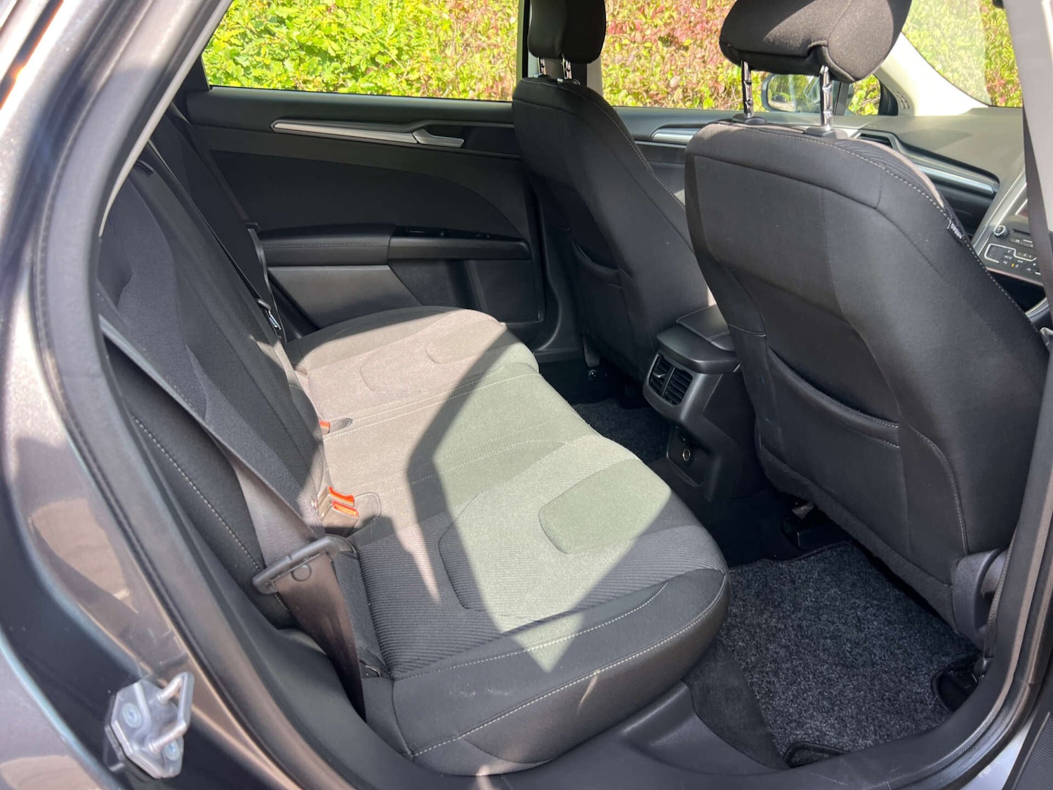 Used Ford Mondeo 2016 for sale - 76016910: Photo 6