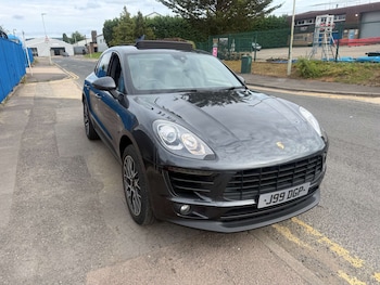 Used Porsche Macan 2016 for sale - 79055954: Photo