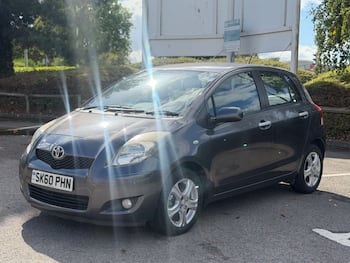 Used Toyota Yaris 2010 for sale - 79830134: Photo