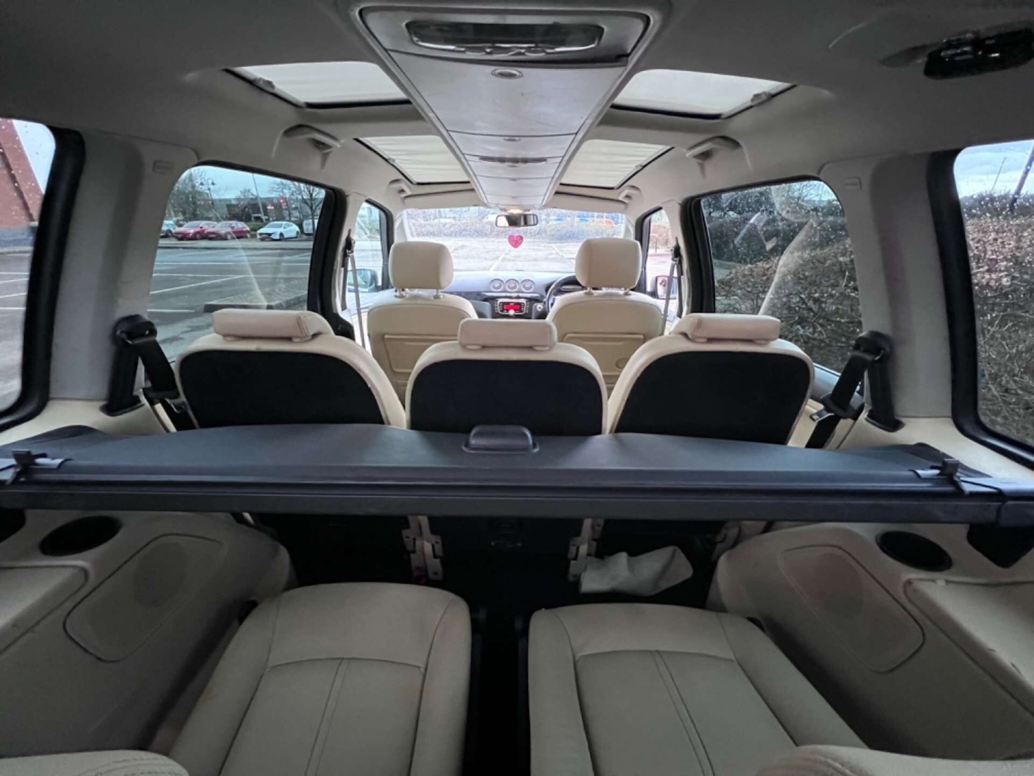 Used Ford Galaxy 2011 for sale - 76589098: Photo 26