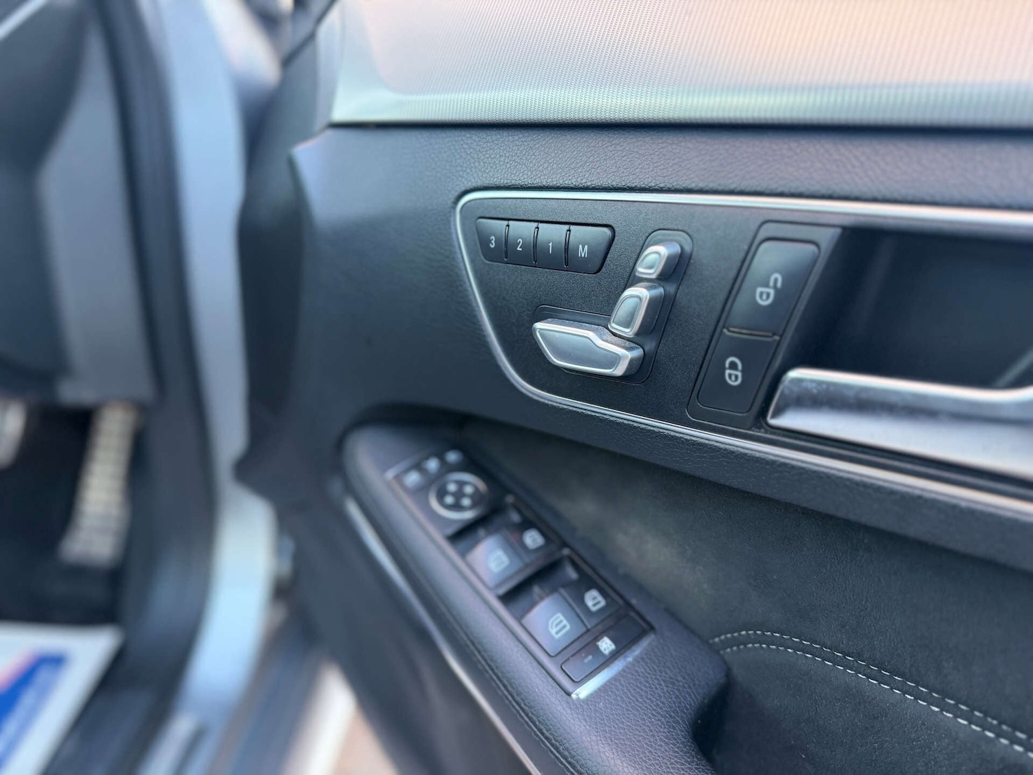 Used Mercedes-Benz E Class 2013 for sale - 77093820: Photo 16