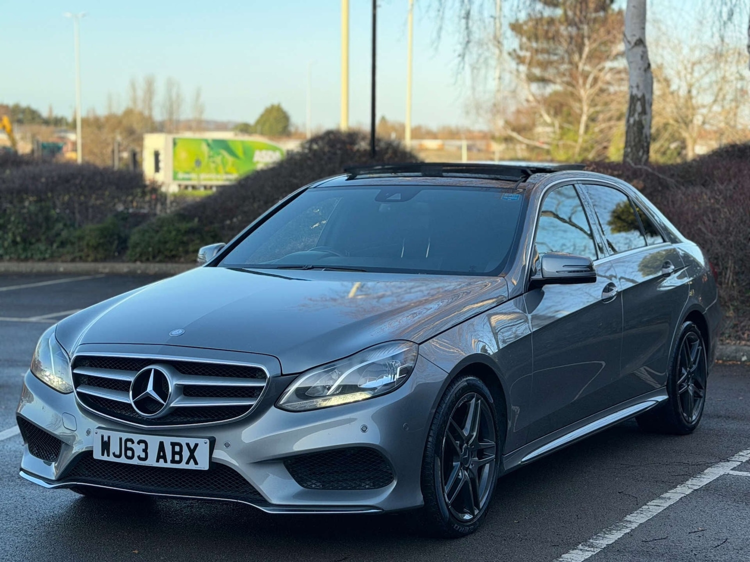 Used Mercedes-Benz E Class 2013 for sale - 77093820: Photo 3