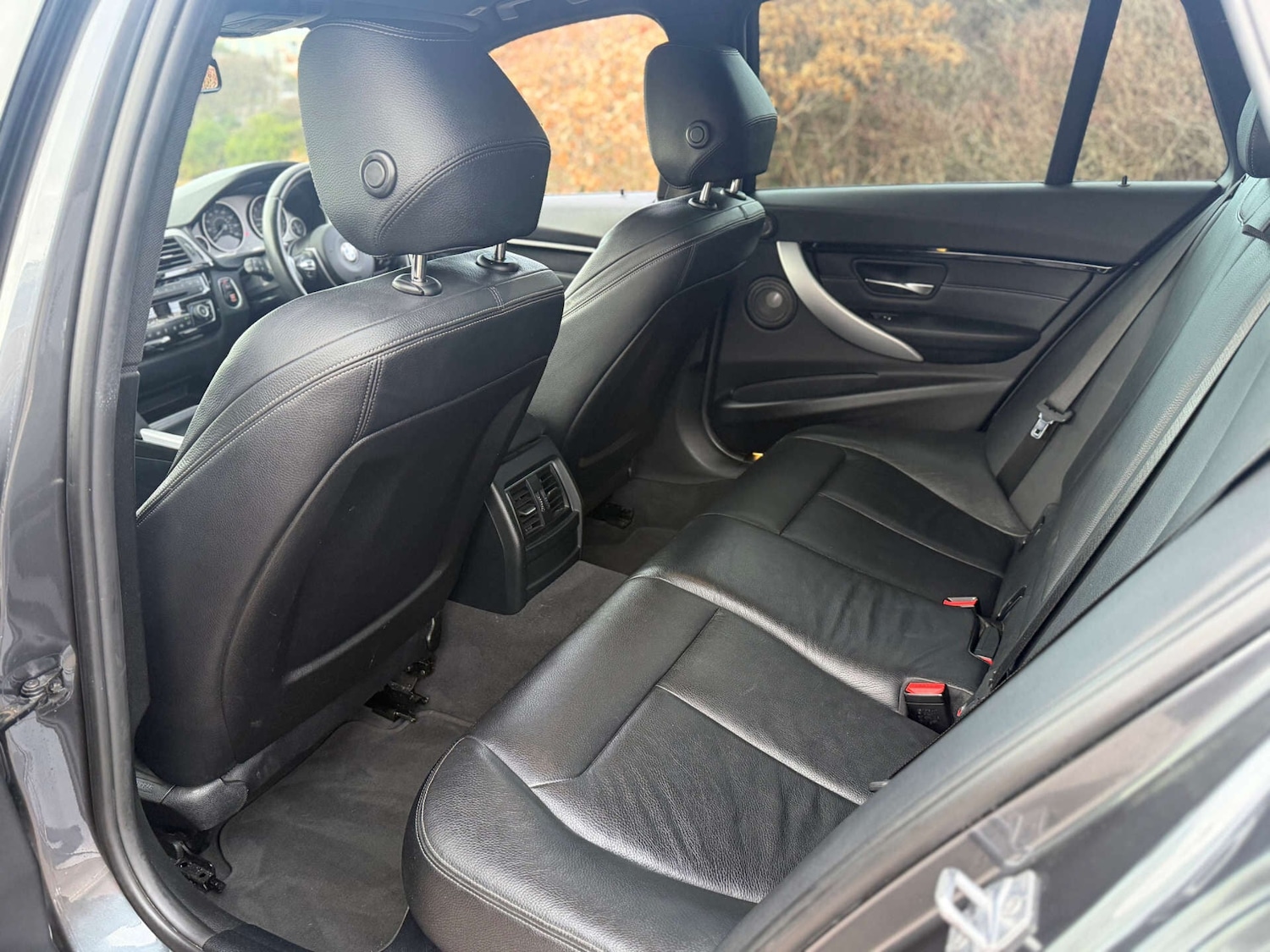 Used BMW 3 Series 2017 for sale - 77391792: Photo 24