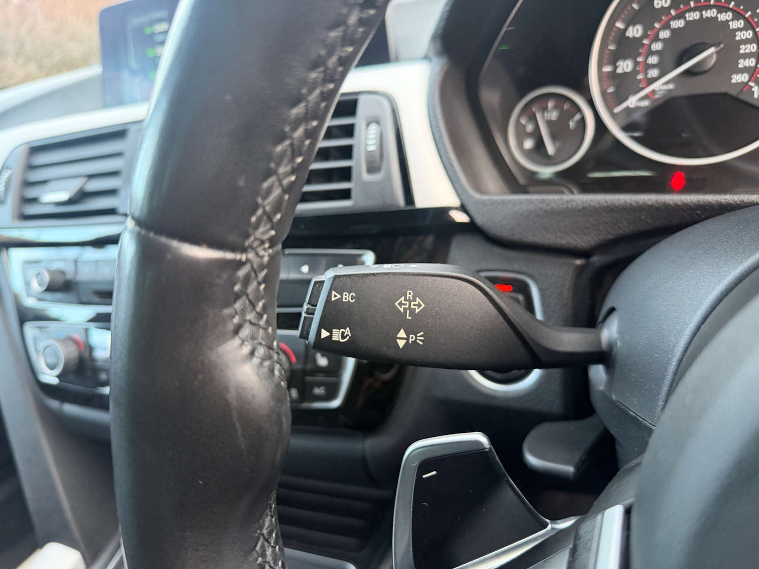 Used BMW 3 Series 2017 for sale - 77391792: Photo 40