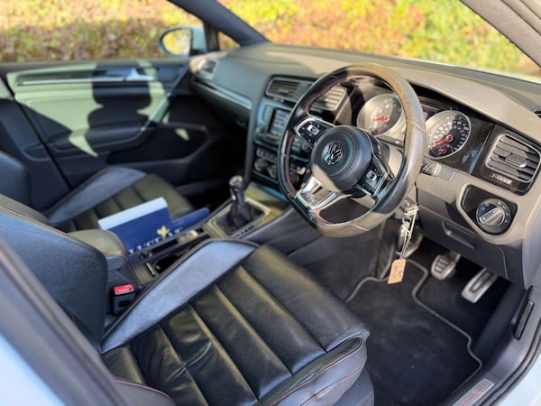 Used Volkswagen Golf 2014 for sale - 76205824: Photo 33