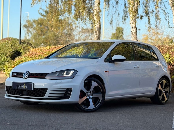 Used Volkswagen Golf 2014 for sale - 76205824: Photo 3