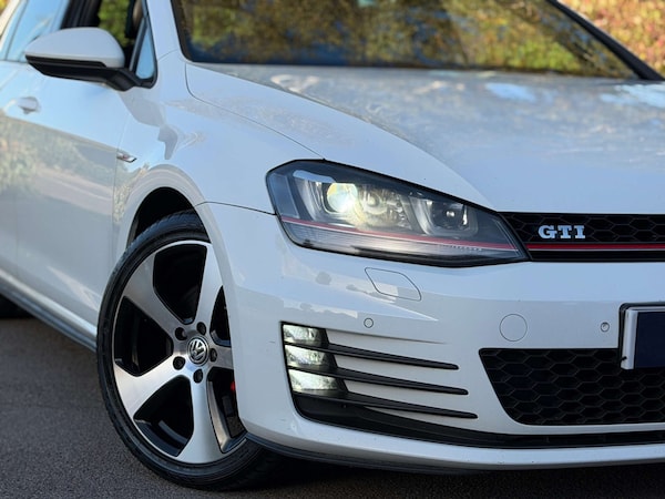 Used Volkswagen Golf 2014 for sale - 76205824: Photo 4