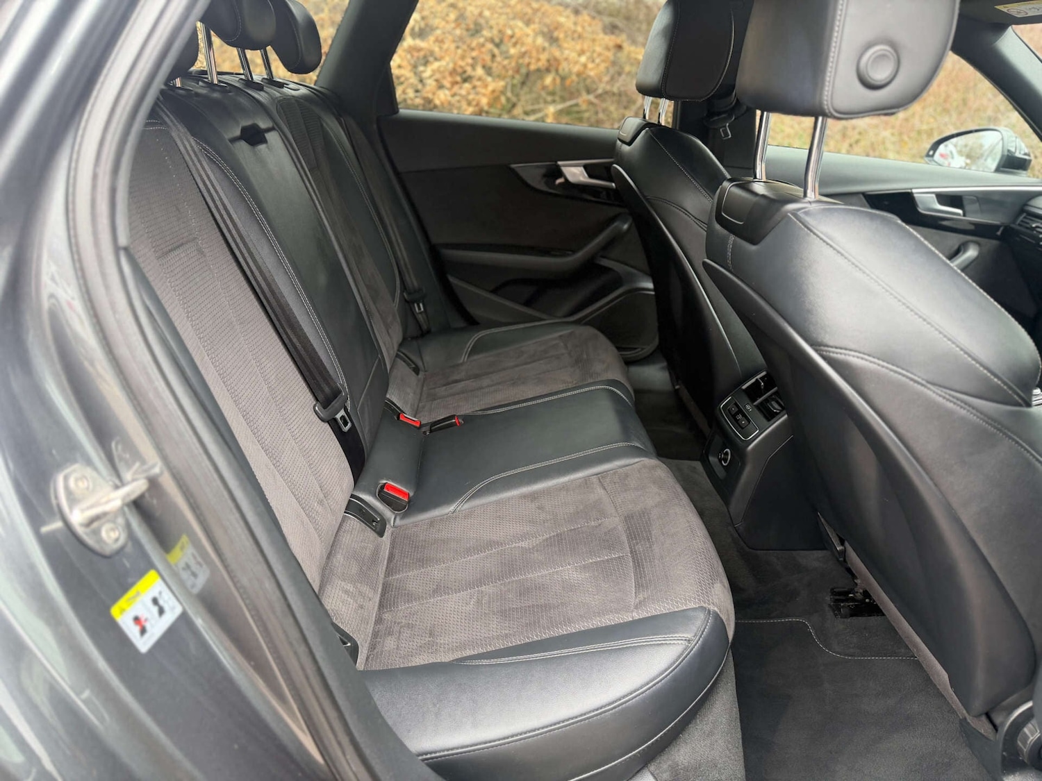 Used Audi A4 2018 for sale - 77635298: Photo 17