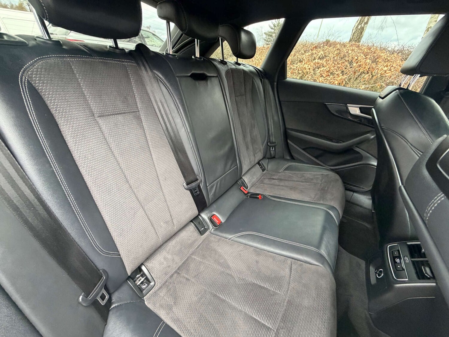 Used Audi A4 2018 for sale - 77635298: Photo 19