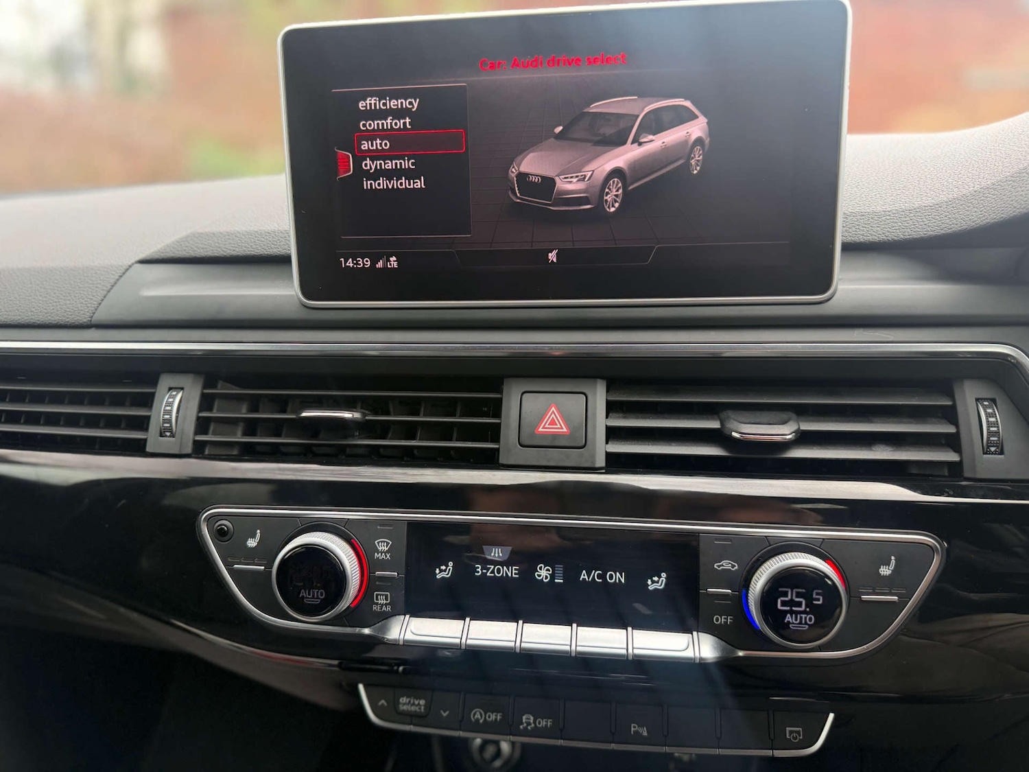 Used Audi A4 2018 for sale - 77635298: Photo 22