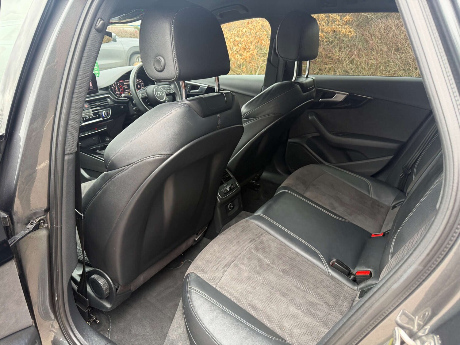 Used Audi A4 2018 for sale - 77635298: Photo 31