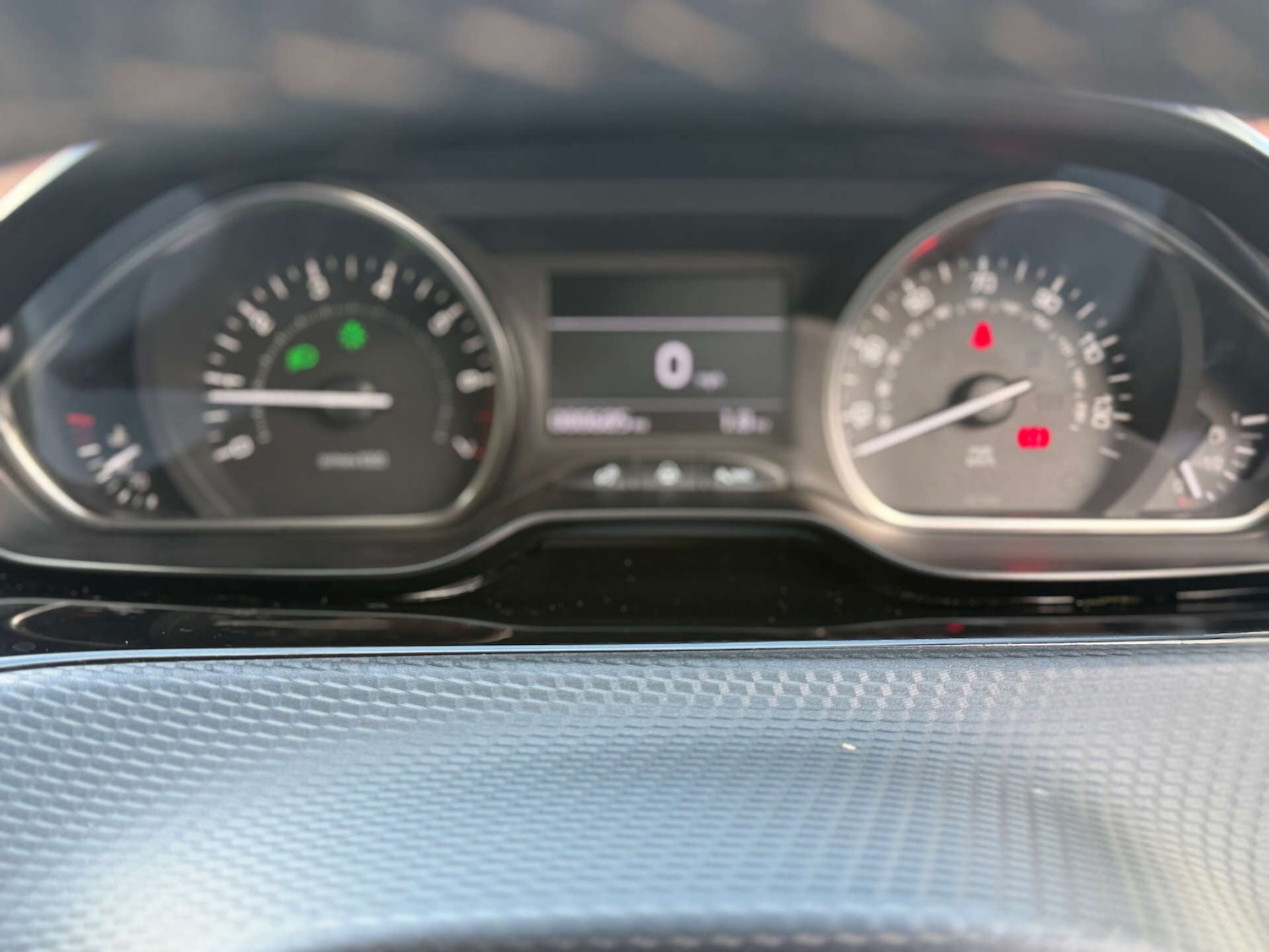 Used Peugeot 2008 2016 for sale - 77148003: Photo 18